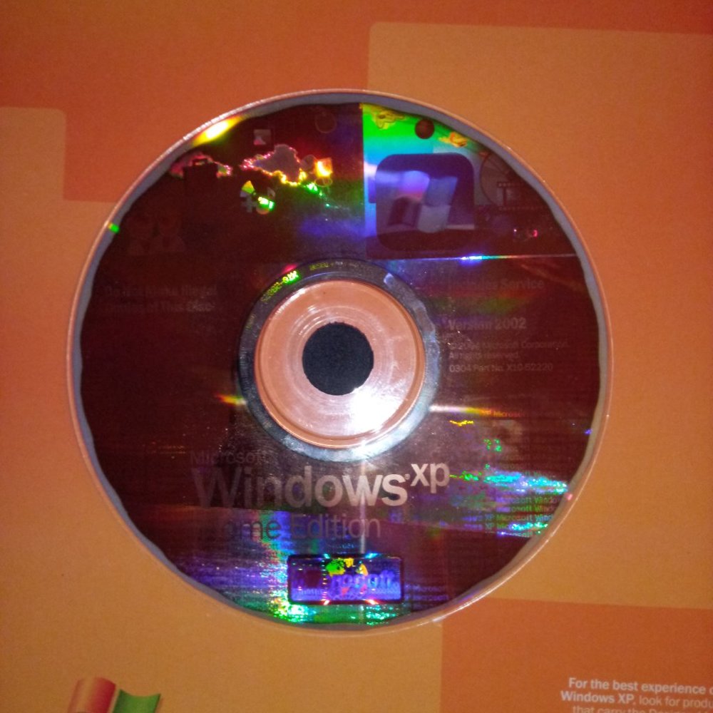 Windows XP Home Edition Setup Disc - Picture 4 of 9
